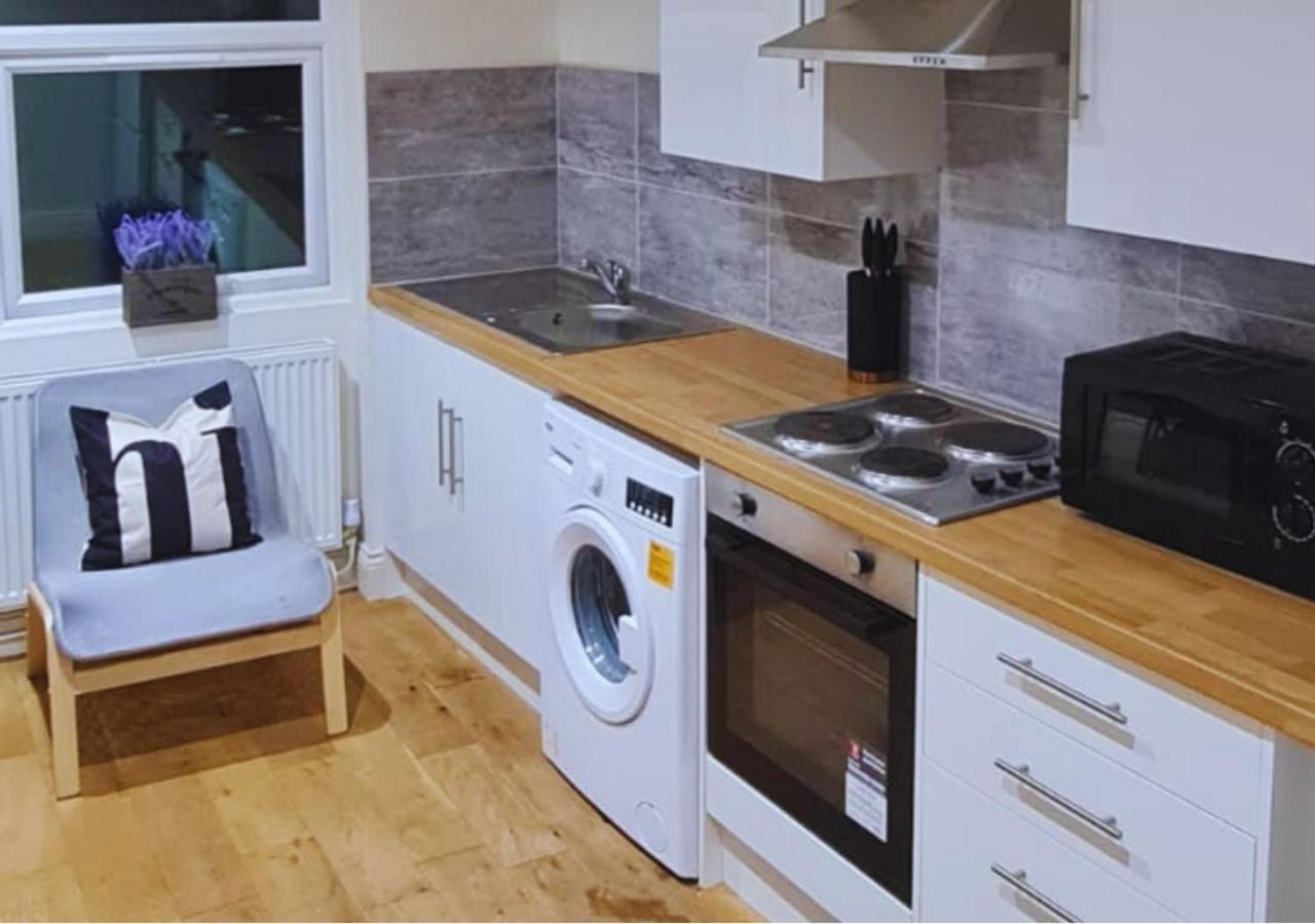 Modern 2 Bedroom Apartment In Peckham London Eksteriør bilde